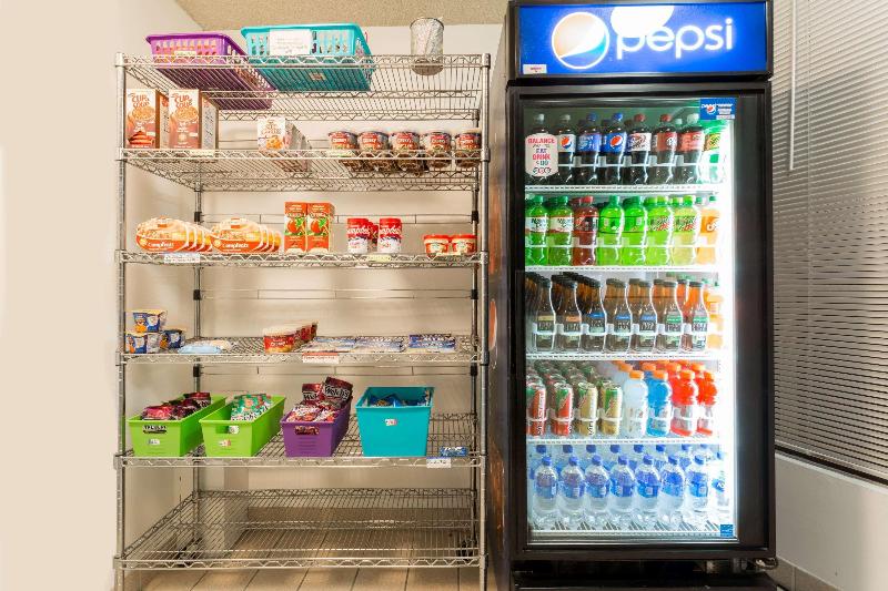 汽车旅馆 Super 8 By Wyndham Sterling Co