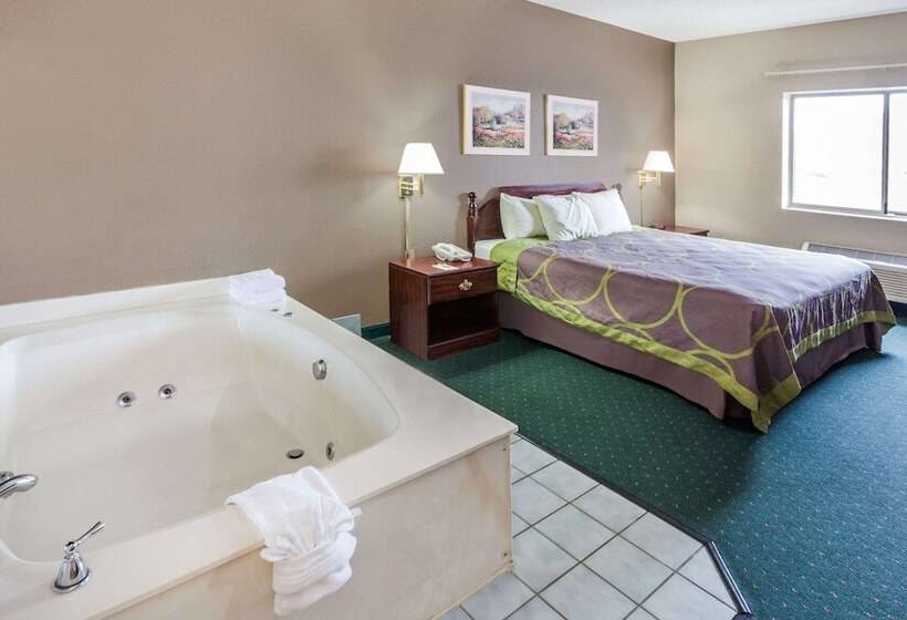 فندق على الطريق Super 8 By Wyndham Valparaiso