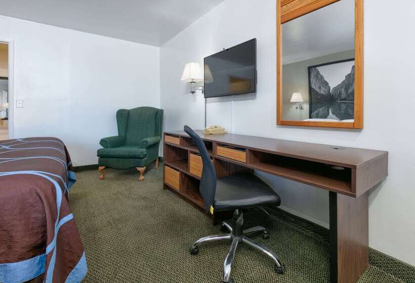 モーテル Super 8 By Wyndham Vernon