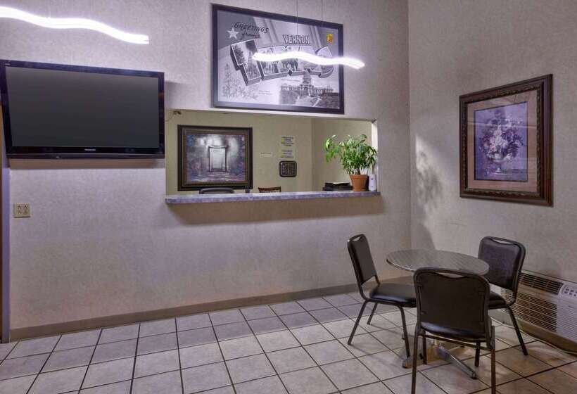 モーテル Super 8 By Wyndham Vernon