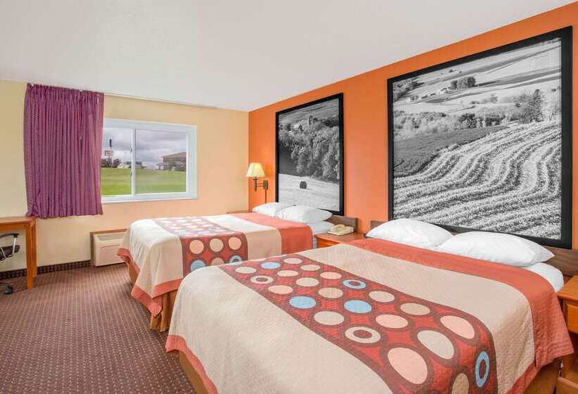 فندق على الطريق Super 8 By Wyndham Waverly