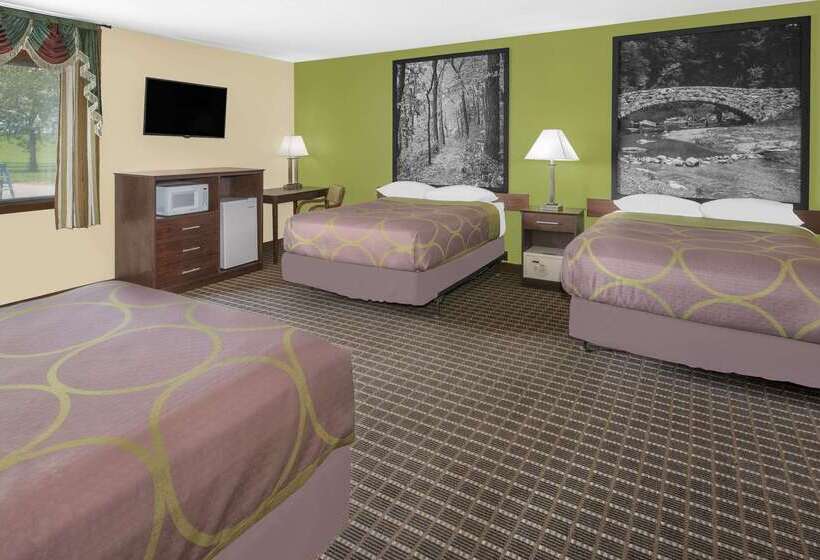 فندق على الطريق Super 8 By Wyndham Webster City Ia