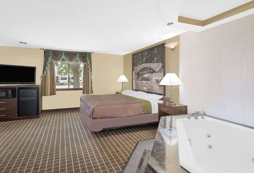 فندق على الطريق Super 8 By Wyndham Webster City Ia