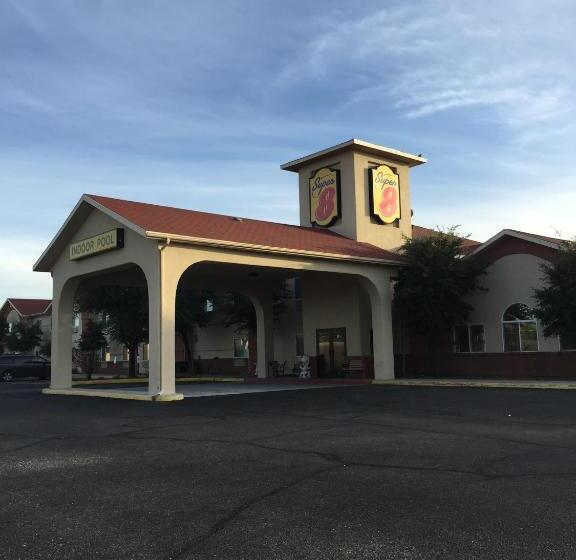 מוטל Super 8 By Wyndham Willcox