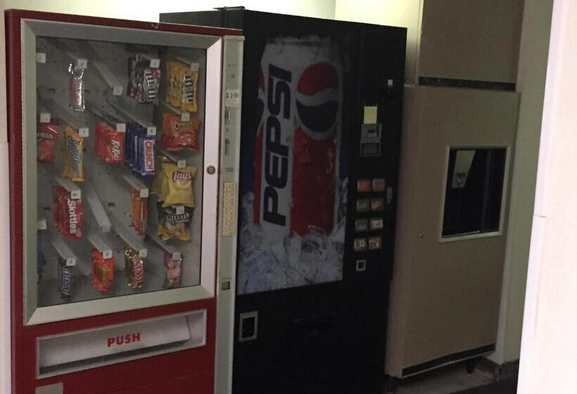 מוטל Super 8 By Wyndham Willcox