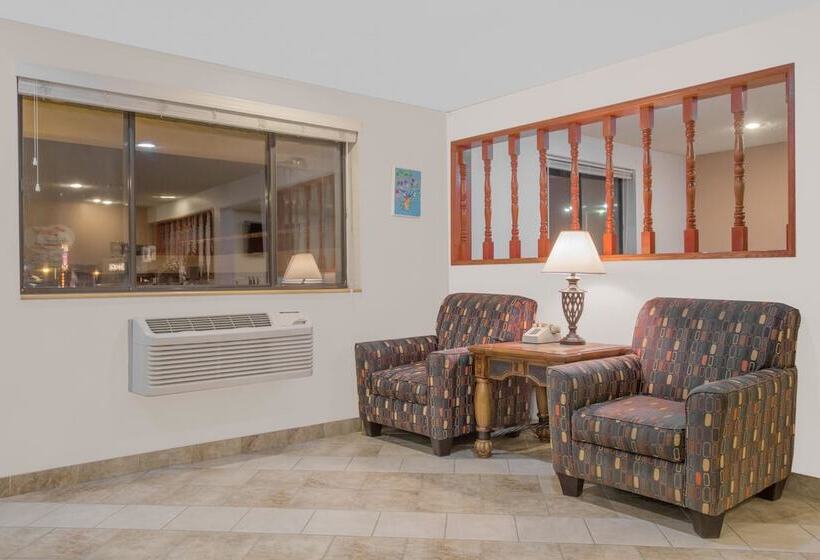 فندق على الطريق Super 8 By Wyndham Winnemucca Nv
