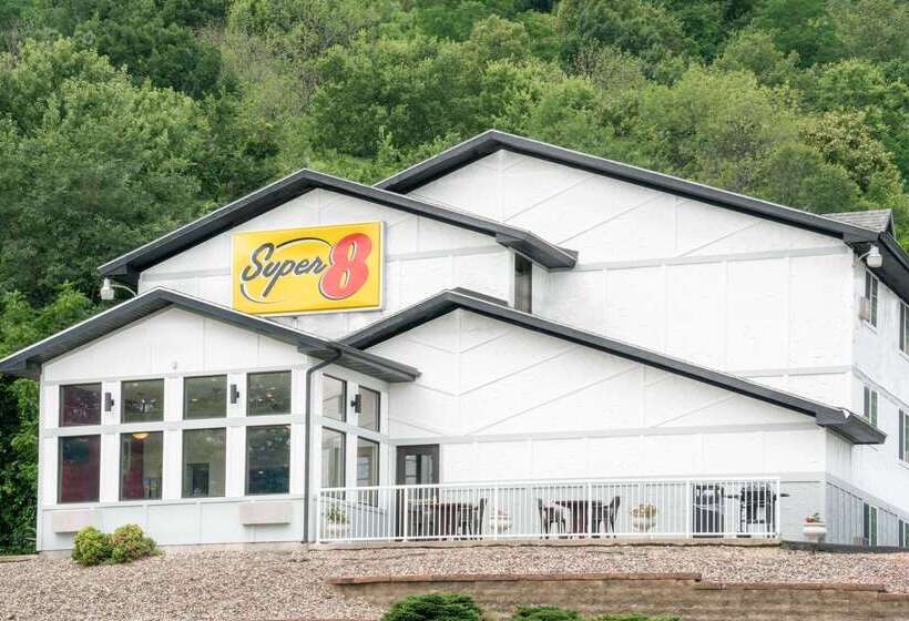 모텔 Super 8 By Wyndham Winona Mn