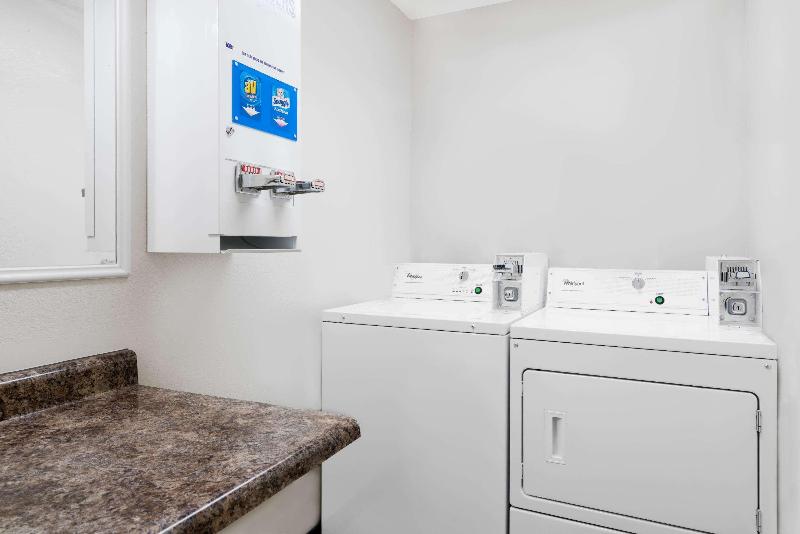 모텔 Super 8 By Wyndham Winona Mn