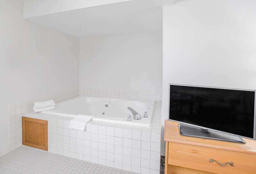 モーテル Super 8 By Wyndham Independence Ia