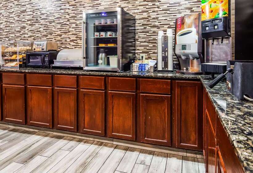 فندق على الطريق Surestay Plus Hotel By Best Western Kearney