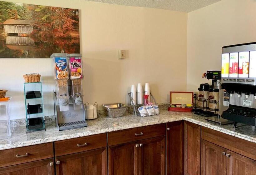 فندق على الطريق The Covered Bridge Inn