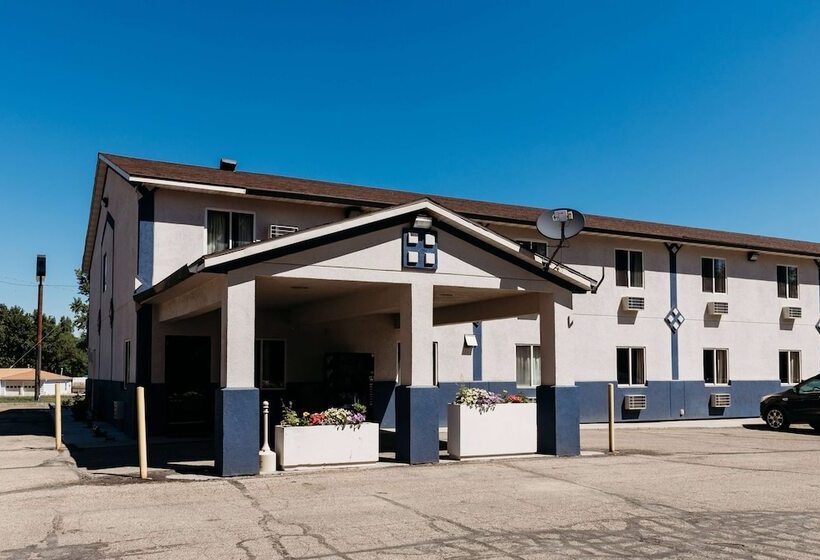 فندق على الطريق Travelodge By Wyndham Worland