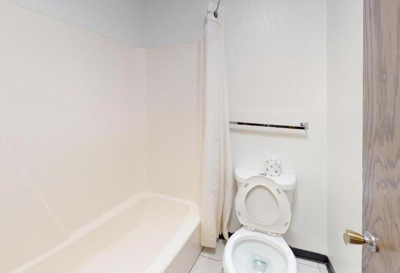 فندق على الطريق Waconia Inn And Suites