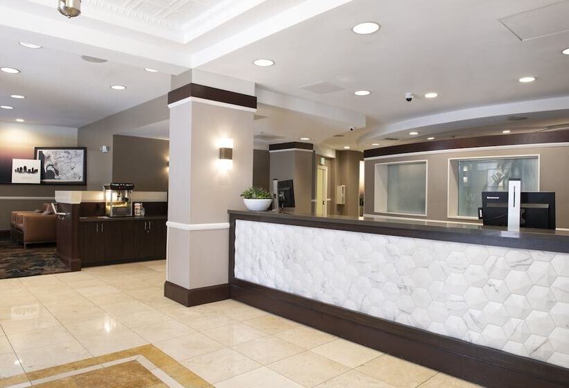 استراحتگاه Club Wyndham Harbour Lights