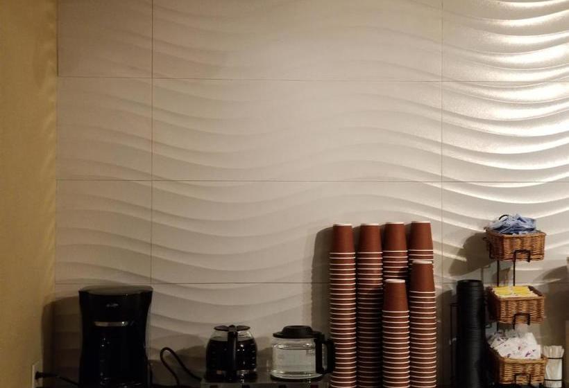 Sunburst Spa & Suites Motel