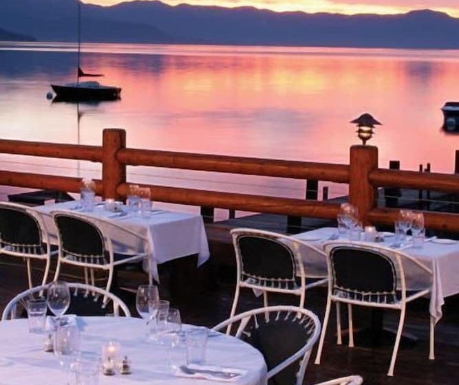 Sunnyside Resort And Lodge