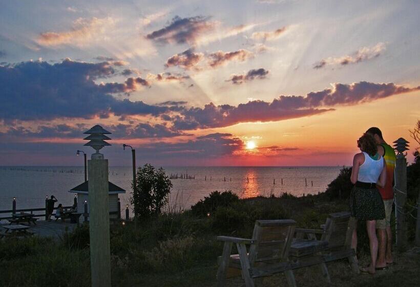 Sunset Beach Resort