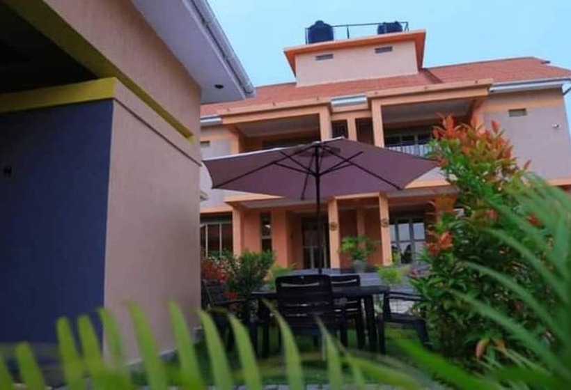 تختخواب و صبحانه Faith Homes