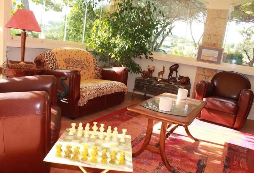 مبيت وإفطار La Villa Topi