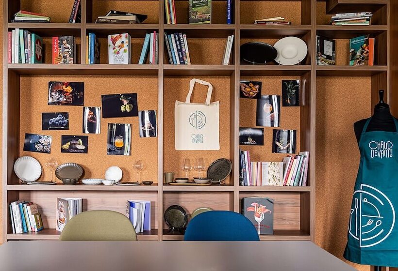 Отель Campanile Rungis  Orly