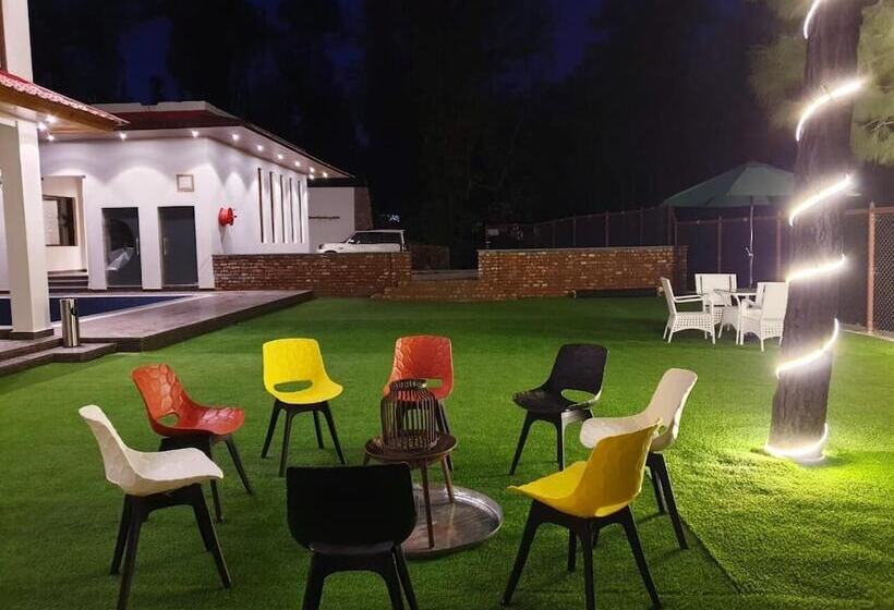 ホテル Fusion Lansdowne