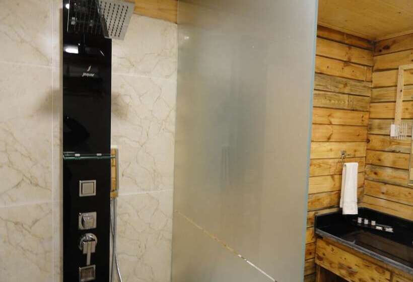 ホテル Fusion Lansdowne