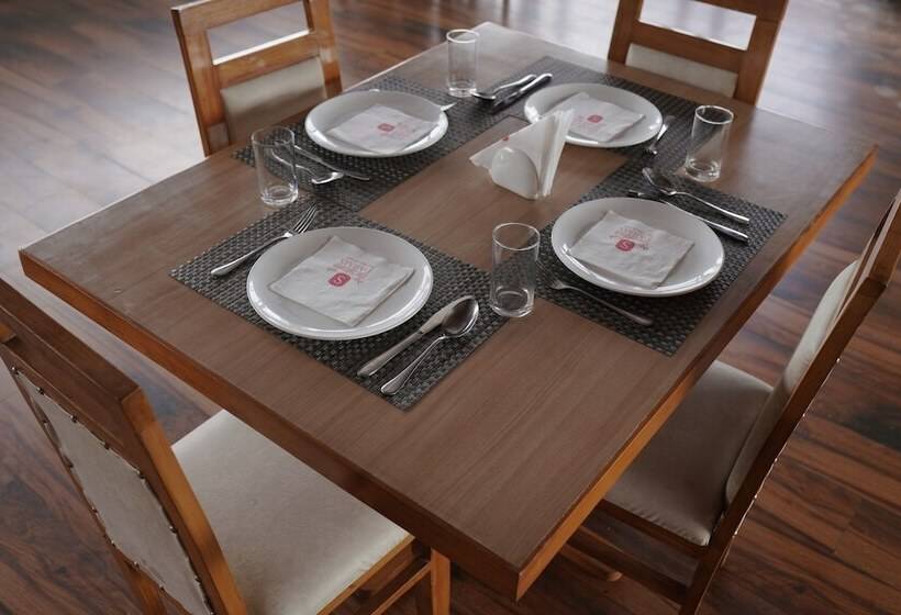 בית מלון כפרי White Rock By The Solitaire Hospitality