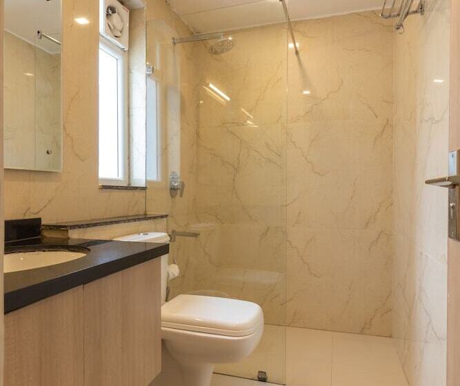 בית מלון כפרי White Rock By The Solitaire Hospitality