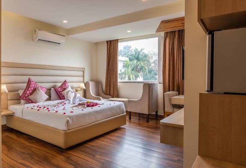 בית מלון כפרי White Rock By The Solitaire Hospitality