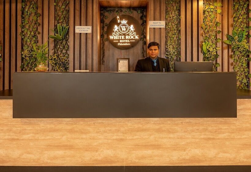 בית מלון כפרי White Rock By The Solitaire Hospitality