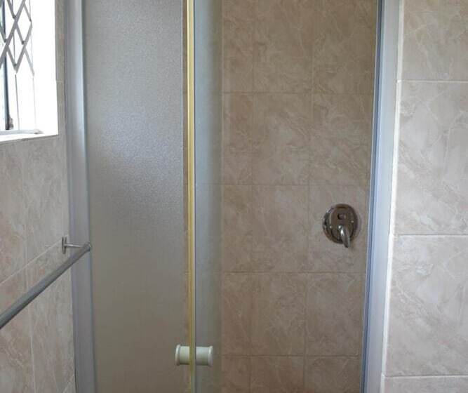 Пансион Kamogelo Guest House