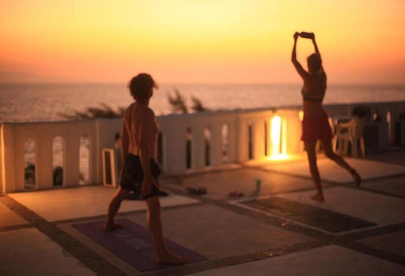 ユースホステル La Coral Beach House