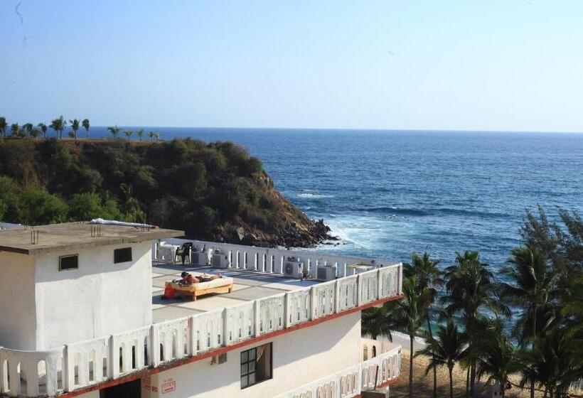 ユースホステル La Coral Beach House