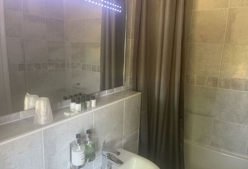 ユースホステル Village Limits Bed And Breakfast Rooms