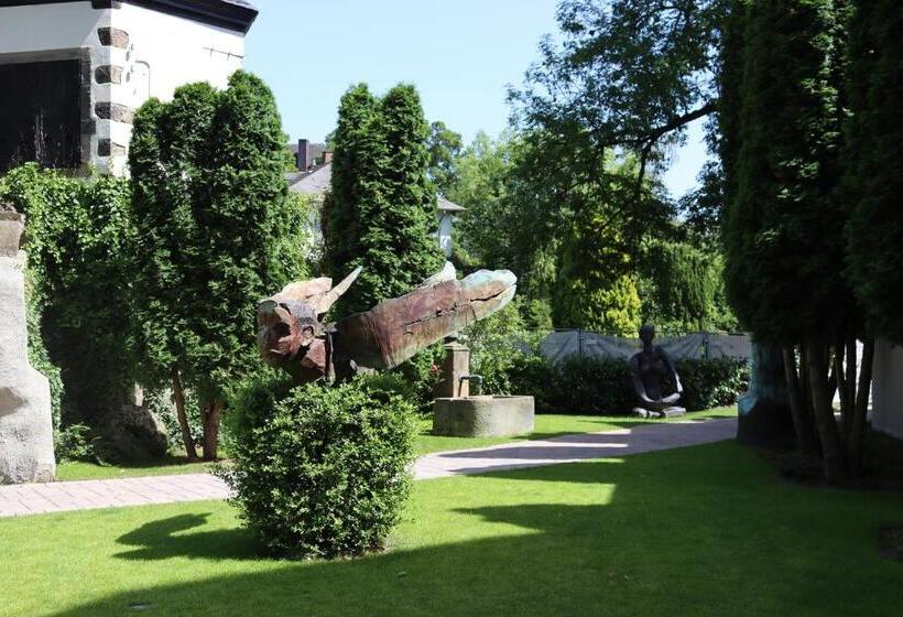 Einstein Hotel Am Römerpark