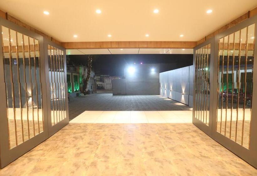 בית מלון כפרי Cliffton