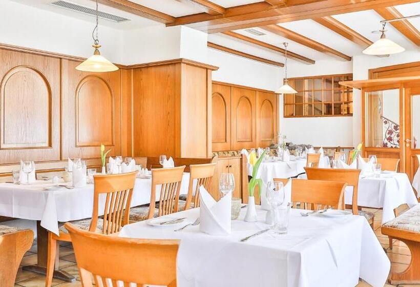 هتل Gasthaus Krone