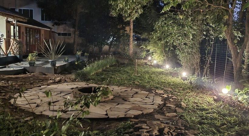 Отель Kizumba House