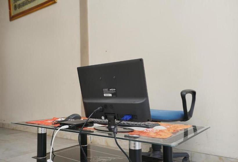 فندق Oyo 2525 Rumah Bromo