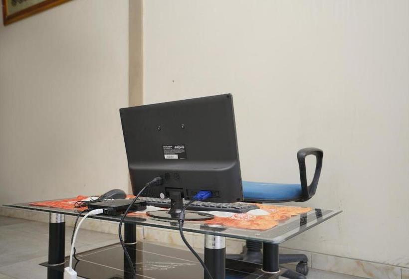 فندق Oyo 2525 Rumah Bromo