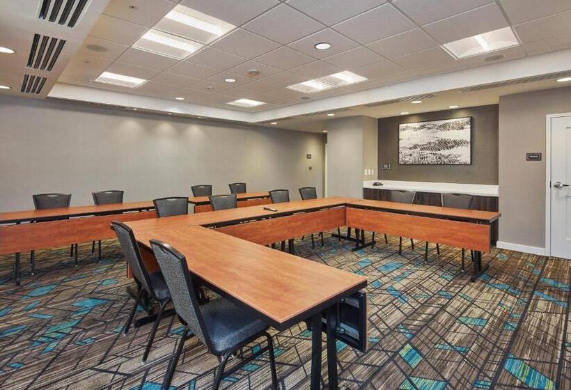 בית מלון כפרי Residence Inn Sacramento Davis