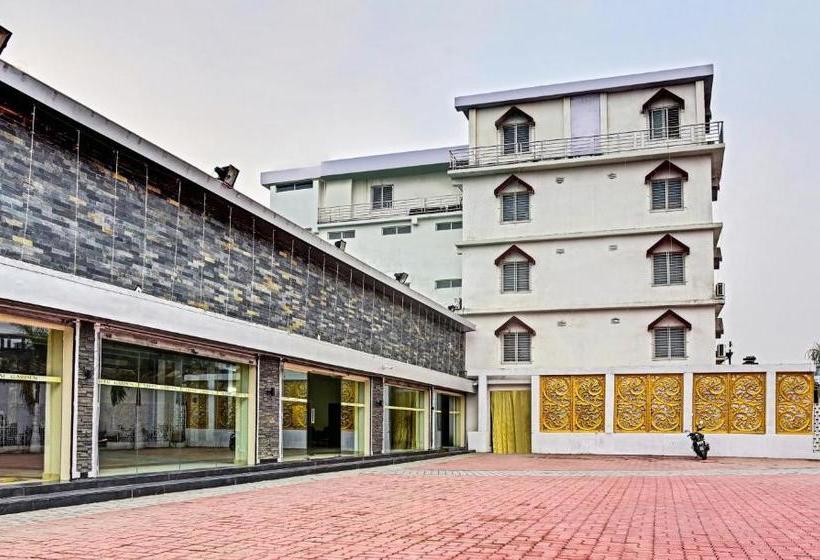 هتل Treebo Trip Mittal Gardens