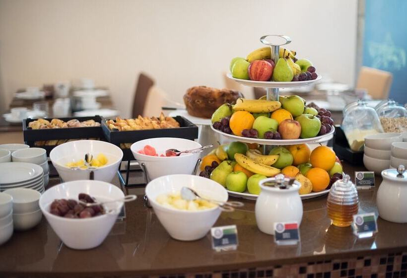 Отель Vila Gale Serra Da Estrela