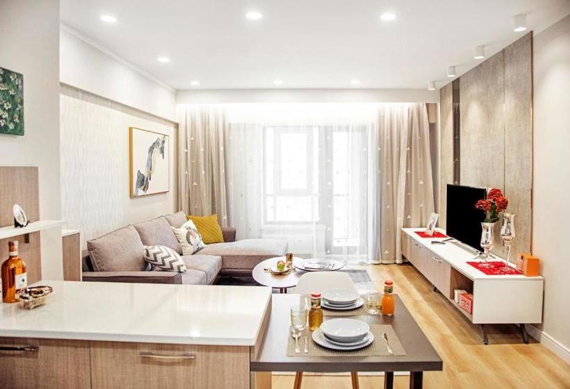 Naran Residence Lifestyle Serviced Apartment