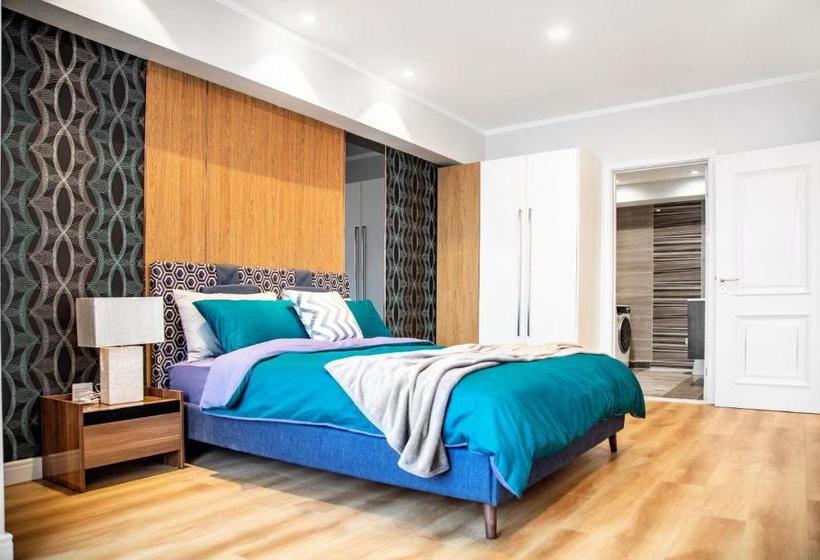 Naran Residence Lifestyle Serviced Apartment