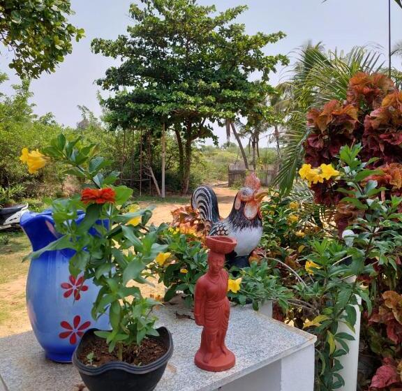 بنسيون Anthy’s Guesthouse And Restaurant