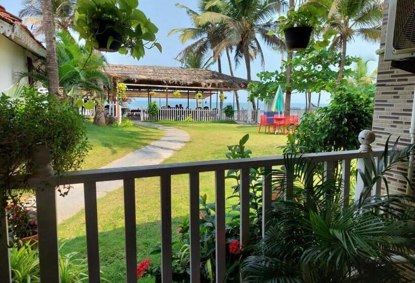 بنسيون Anthy’s Guesthouse And Restaurant