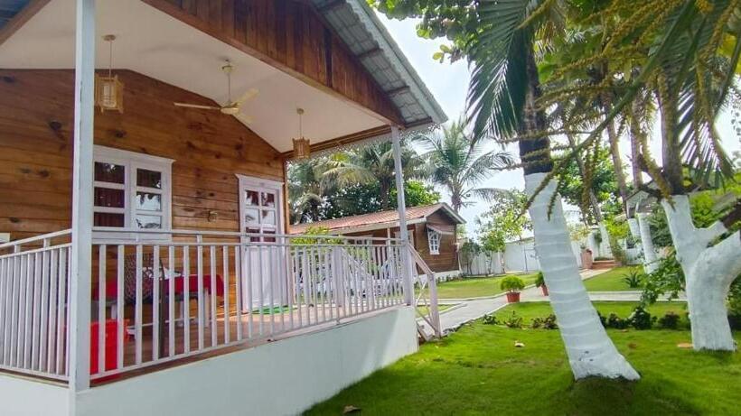 بنسيون Anthy’s Guesthouse And Restaurant