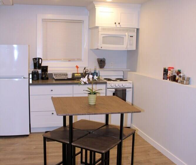 펜션 Rainier Guesthouse