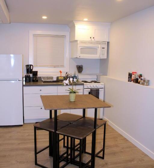 펜션 Rainier Guesthouse